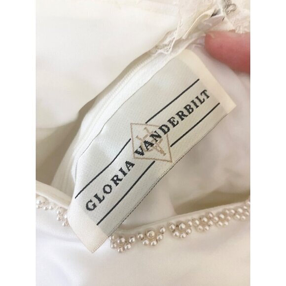 Gloria Vanderbilt Women's Vintage Beaded Wedding Dress W/Detachable Train - 6 - Picture 3 of 17